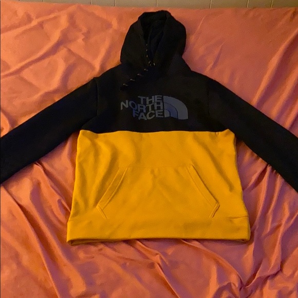 The North Face Hoodie - Picture 1 of 1